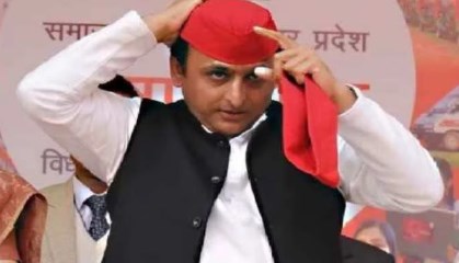  UP की करारी हार पर अखिलेश ने साधी चुप्पी, लेकिन कर्नाटक पर दिखाया ऐसा ‘तेवर’