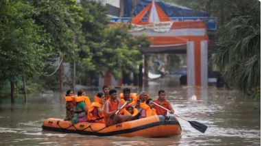  यमुना अब भी खतरे के पार; बारिश ने बढ़ाई टेंशन, LG को पीएम मोदी ने फिर किया फोन